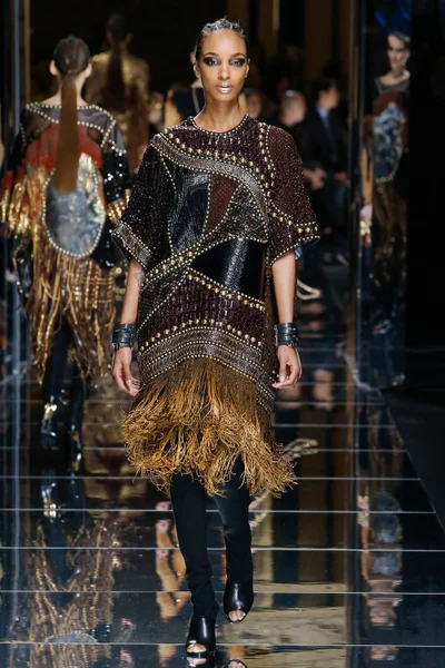 Look 13
